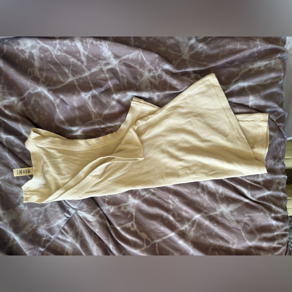 SKIMS Cream Ribbed Racerback Tank Top - Picture 6 of 7